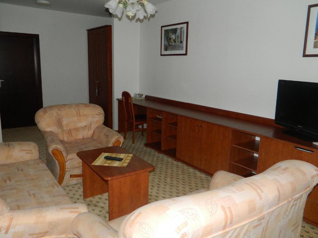 Hotel Nivy Bratislava Buitenkant foto